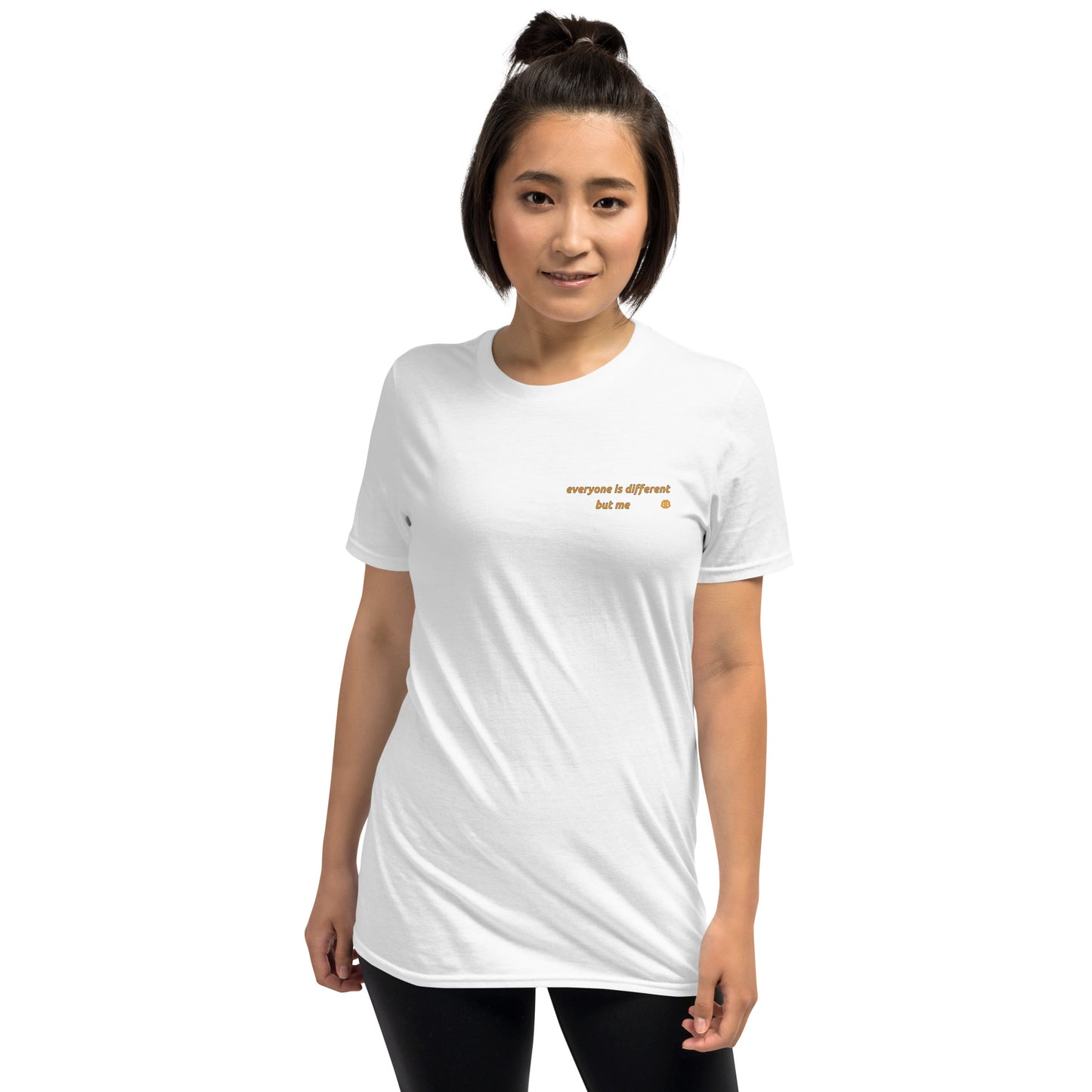 Camiseta clásica de mujer "Different_sm"