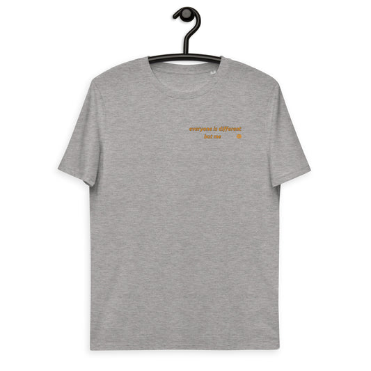 Unisex organic cotton t-shirt "Different_sm"