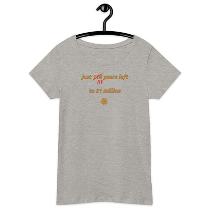 Camiseta mujer manga corta cuello ancho "117años"
